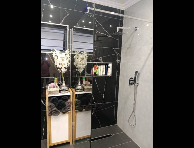 3 BEDROOM FREEHOLD FOR SALE IN BELFORT ESTATE